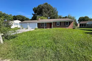 17518 Green Meadow Ln, Hagerstown, MD 21740 - Photo 2