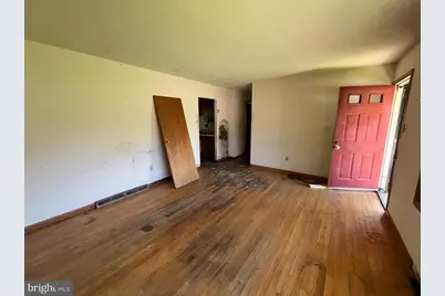 17518 Green Meadow Lane, Hagerstown, MD 21740 - Photo 4