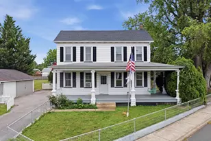 1043 Spruce St, Hagerstown, MD 21740 - Photo 1