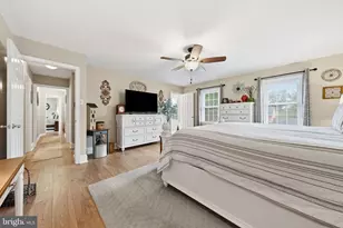 2 Sweet Briar Ln, Hagerstown, MD 21742 - Photo 4