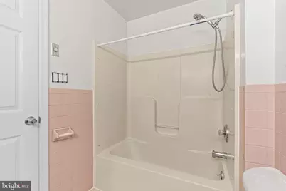 1213 S Pointe Drive, Hagerstown, MD 21740 - Photo 20