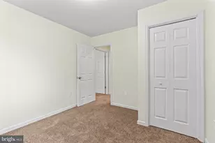 1213 S Pointe Dr, Hagerstown, MD 21740 - Photo 10