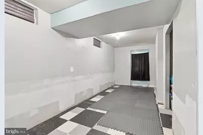 1045 W Irvin Avenue, Hagerstown, MD 21742 - Photo 32