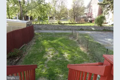 537 N Locust Street N, Hagerstown, MD 21740 - Photo 2