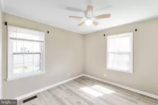 1317 Cedarwood Dr, Hagerstown, MD 21742 - Photo 16