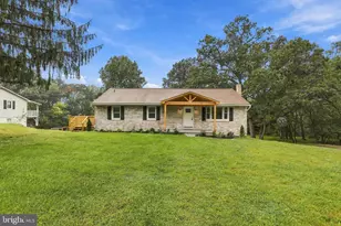 9608 Crystal Falls Dr, Hagerstown, MD 21740 - Photo 4
