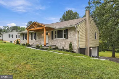 9608 Crystal Falls Drive, Hagerstown, MD 21740 - Photo 2