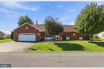 107 Grand Oak Drive, Hagerstown, MD 21740 - Photo 2