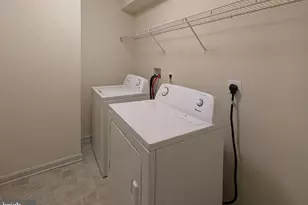 1023 Ross St, Hagerstown, MD 21740 - Photo 14