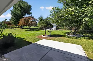 16 Bittersweet Dr, Hagerstown, MD 21740 - Photo 6
