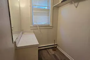 235 Locust St, Hagerstown, MD 21740 - Photo 8