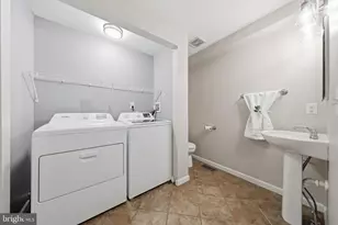 51 N Main St, Keedysville, MD 21756 - Photo 16