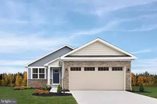 17438 Quickstream Dr, Hagerstown, MD 21740 - Photo 2