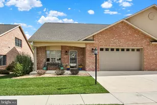 13317 Diamond Pointe Dr, Hagerstown, MD 21742 - Photo 2