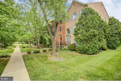 1153 Lindsay Lane, Hagerstown, MD 21742 - Photo 2