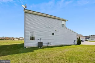 9518 Royal Tern Dr, Delmar, MD 21875 - Photo 4