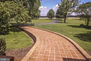 27135 E Lillian St, Hebron, MD 21830 - Photo 8