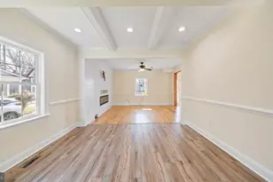 301 E Chestnut St, Delmar, MD 21875 - Photo 12