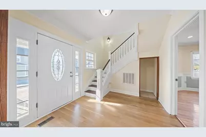 301 E Chestnut Street, Delmar, MD 21875 - Photo 1