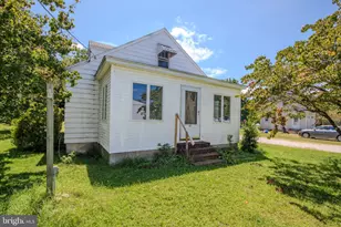 605 4th St, Sharptown, MD 21861 - Photo 1