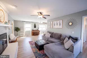 1817 W Clear Lake Dr, Salisbury, MD 21804 - Photo 6