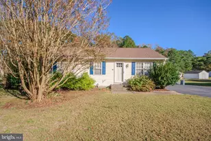 613 S Camden Ave, Fruitland, MD 21826 - Photo 1