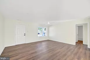 129 Holly Hill Ct, Fruitland, MD 21826 - Photo 8