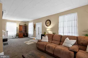 10 E Pine St, Delmar, MD 21875 - Photo 2