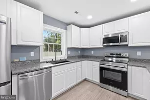 703 E East St, Delmar, MD 21875 - Photo 14