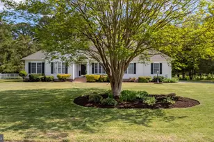 25392 Club Cir, Quantico, MD 21856 - Photo 1