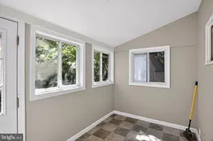 10 W East St, Delmar, MD 21875 - Photo 24