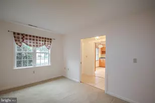 922 W Schumaker Manor Dr, Salisbury, MD 21804 - Photo 10