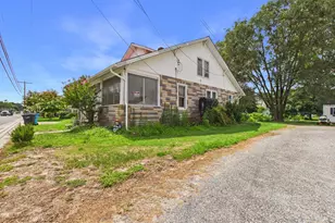 310 Lillian St, Hebron, MD 21830 - Photo 2