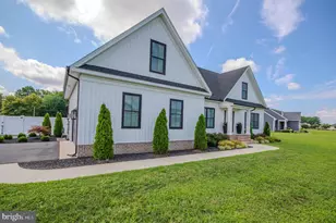 27152 Equestrian Dr, Salisbury, MD 21801 - Photo 2