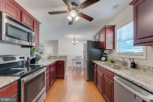 9410 Amber Ridge Dr, Delmar, MD 21875 - Photo 2