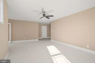 11468 Maid at Arms Ln, Berlin, MD 21811 - Photo 32