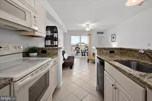 4201 Coastal Hwy, Ocean City, MD 21842 - Photo 16