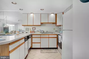 423 14th St, Ocean City, MD 21842 - Photo 8