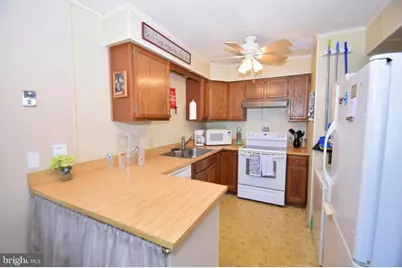 3701 Coastal Highway #325F, Ocean City, MD 21842 - Photo 16