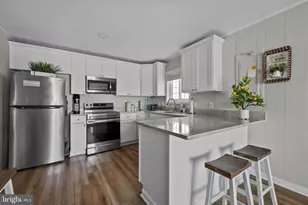 106 Newport Bay Dr, Ocean City, MD 21842 - Photo 2