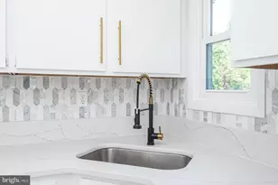 6438 Knoll Hill Dr, Berlin, MD 21811 - Photo 6