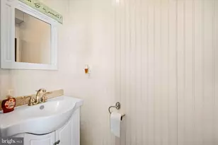 507 32nd St, Ocean City, MD 21842 - Photo 16