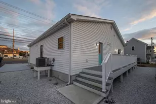 8703 Coastal Hwy, Ocean City, MD 21842 - Photo 4