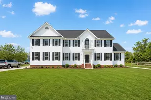108 Franklin Ave, Berlin, MD 21811 - Photo 2