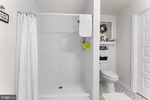 305 142nd St, Ocean City, MD 21842 - Photo 36