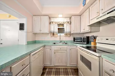 2811 Plover Drive #305, Ocean City, MD 21842 - Photo 12
