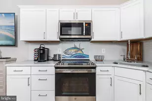 206 8th St, Ocean City, MD 21842 - Photo 10