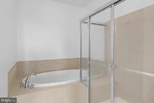 39 Fountain Dr W, Ocean City, MD 21842 - Photo 18