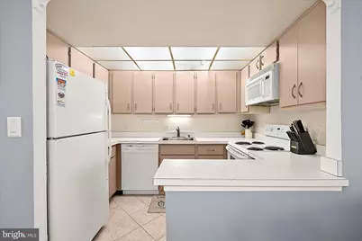 10900 Coastal Highway #1102, Ocean City, MD 21842 - Photo 12