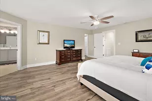 9801 Mooring View Ln, Ocean City, MD 21842 - Photo 32